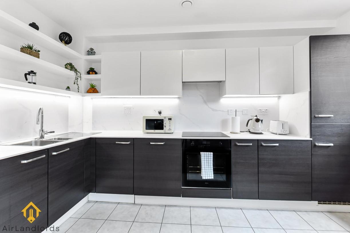 Exclusive 3 Bed 3Bath Penthouse Near Canary Wharf London Bagian luar foto