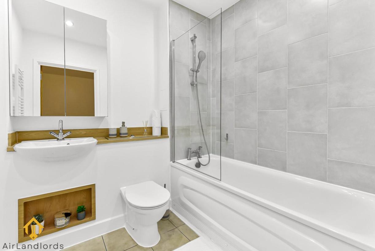 Exclusive 3 Bed 3Bath Penthouse Near Canary Wharf London Bagian luar foto